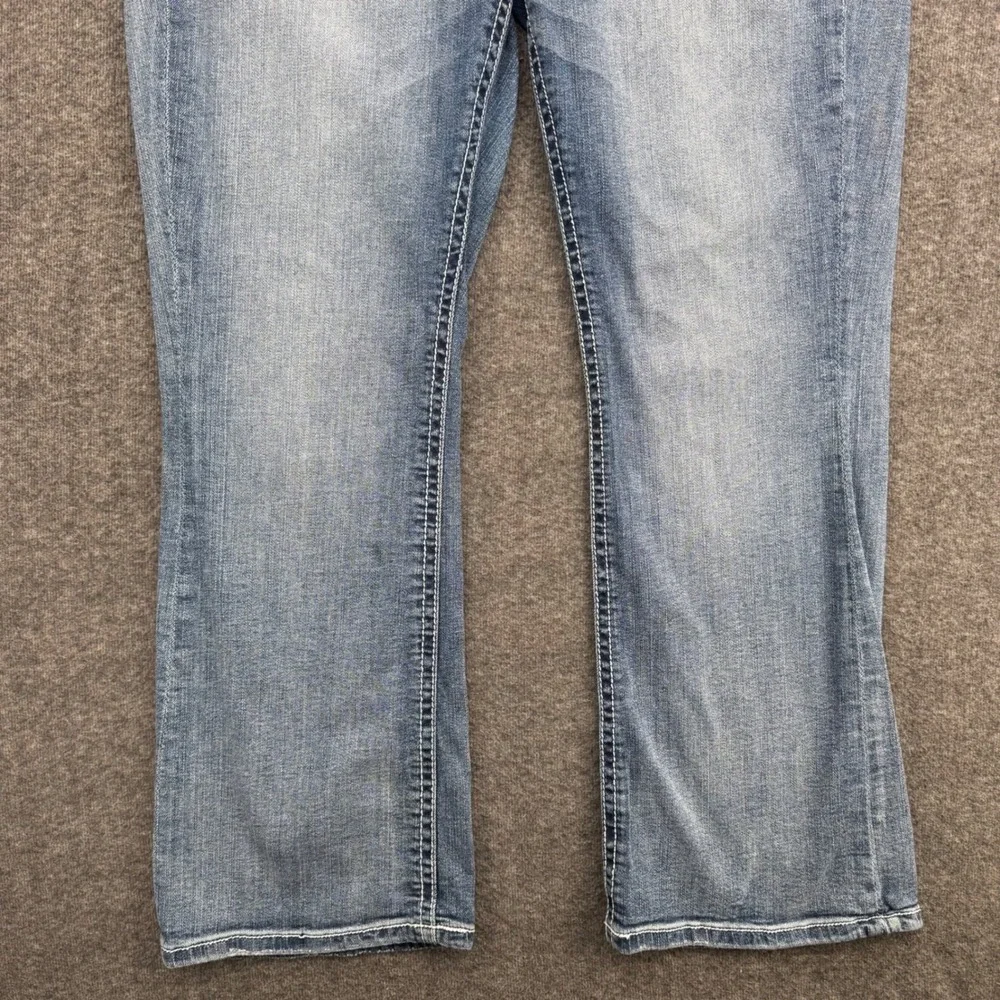 Maurices Womens 20RGL Bootcut Jeans Medium Wash Embroidered Stretch Denim